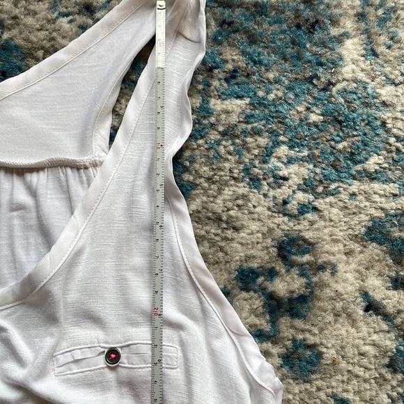 Tank - Picture 7 of 11